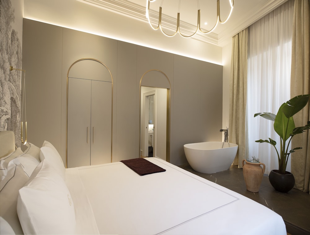 SUITE, PRIVATE SPA