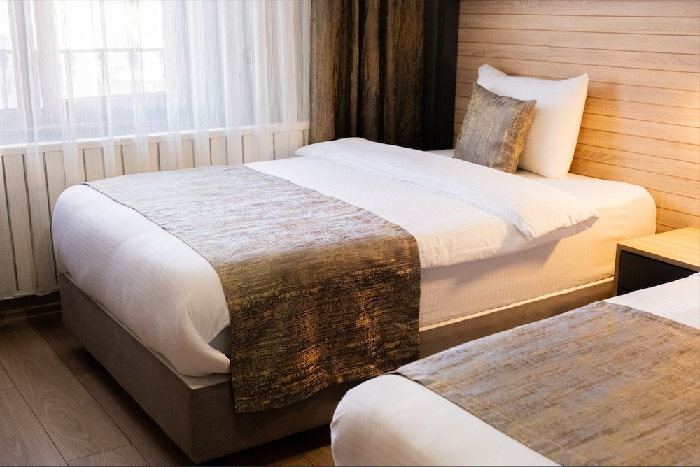 Cag Hotel 20/49