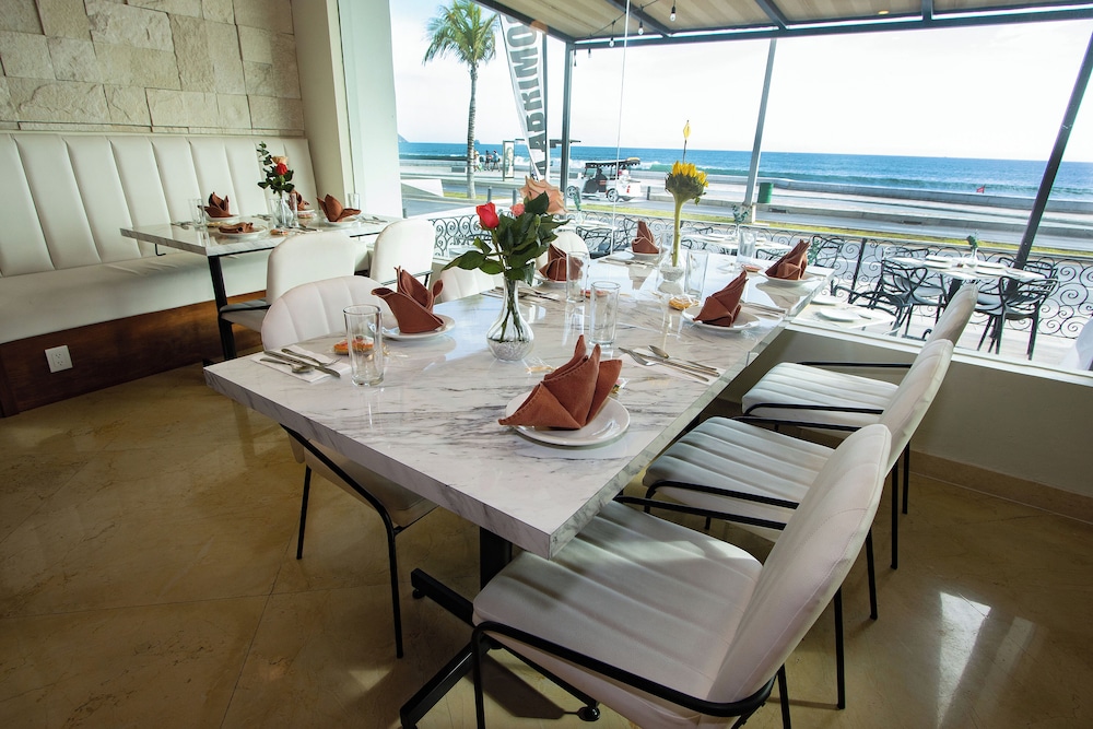 Coral Island Hotel and Spa 54/70