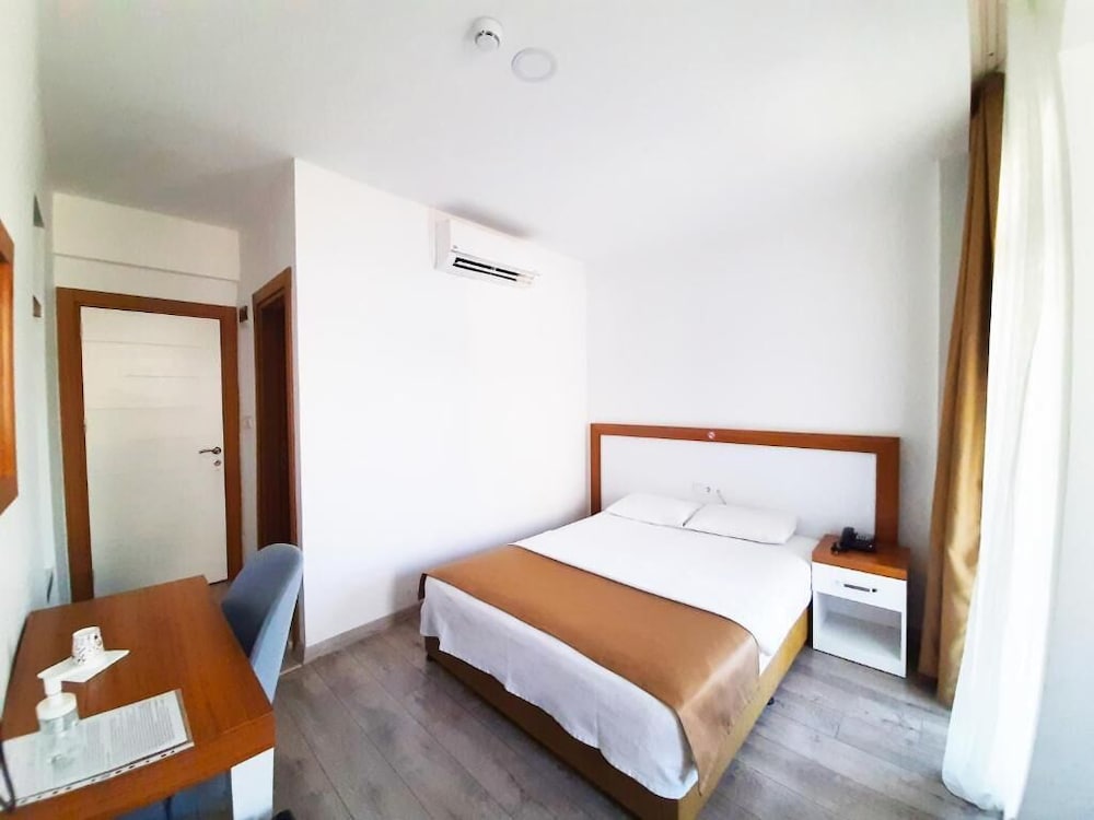 Karden Hotel 18/48