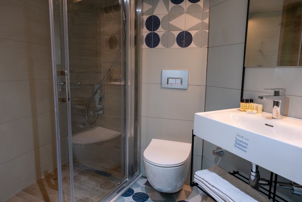 Assos Troy Otel 50/50