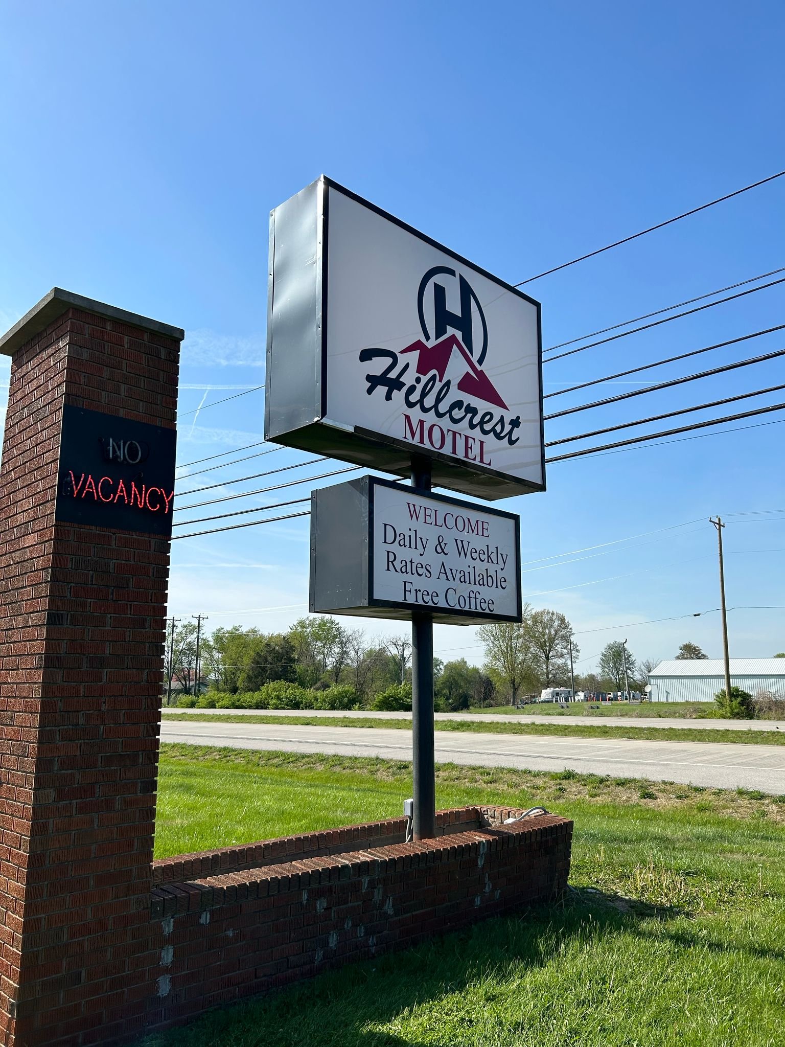 Hillcrest Motel by Oyo Aurora near Lawrenceburg 27/35