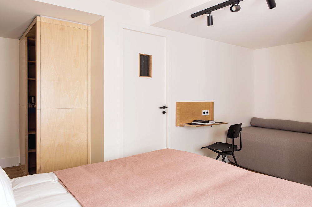 Superior, Triple, 3 Beds, New Hotel Opera 8/10