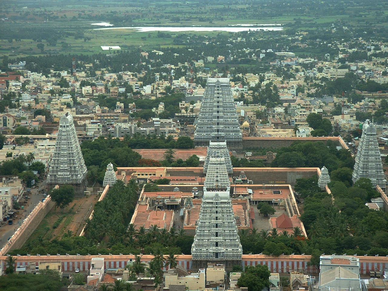 OYO Rooms Madurai District Court 18/22