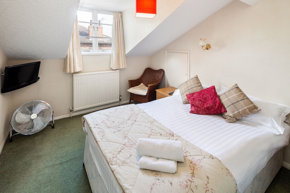 ROOM, DOUBLE BED, PRIVATE BATHROOM