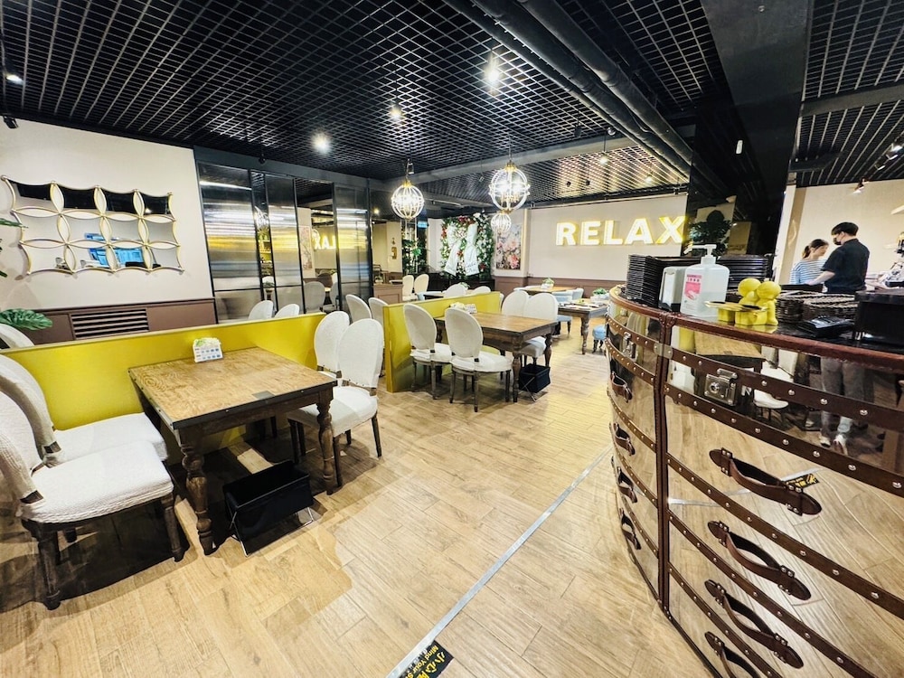 Hotel Relax V 63/76