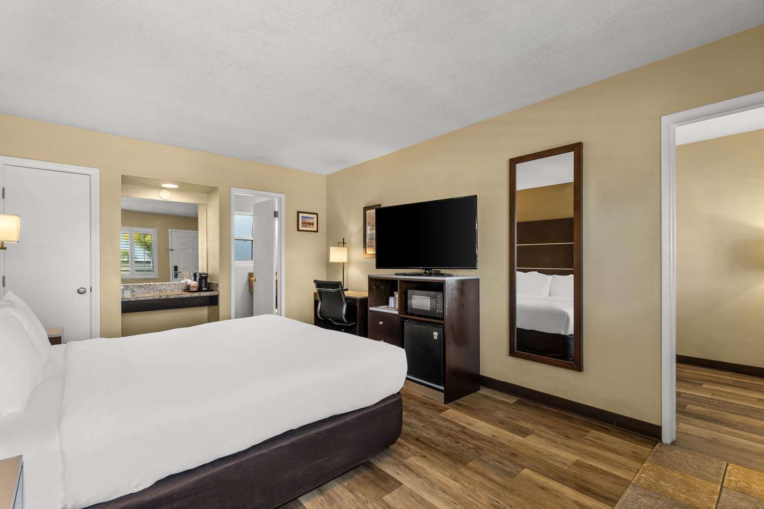 Upgrade, King and Double Bed
