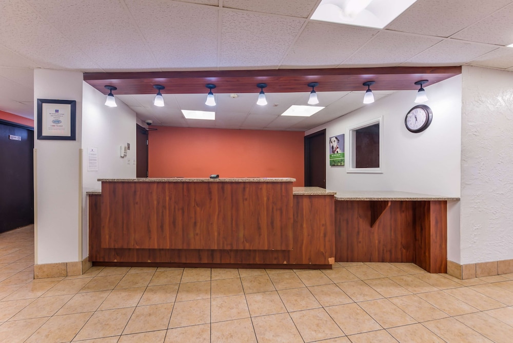 Lobby at Motel6 Saint Paul, MN - I-94, SAINT PAUL - MN