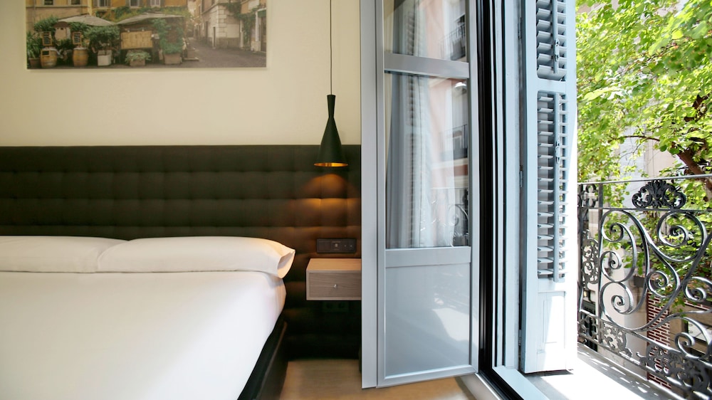 Woohoo Rooms Chueca 12/36