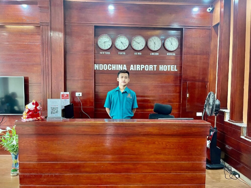 Indochina Airport Hotel 4/45