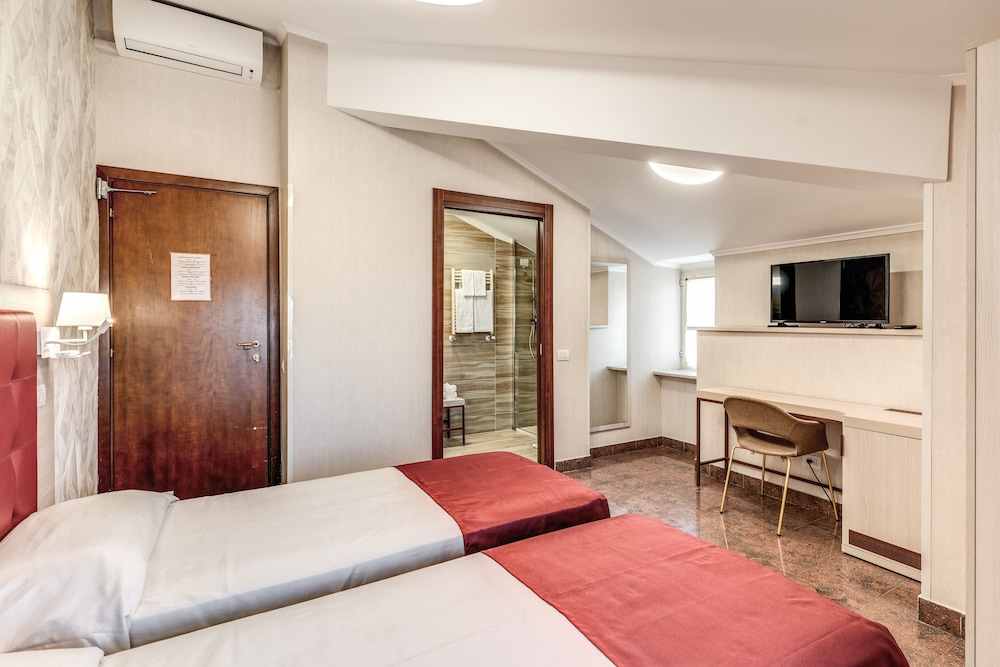 SUPERIOR, DOUBLE BED