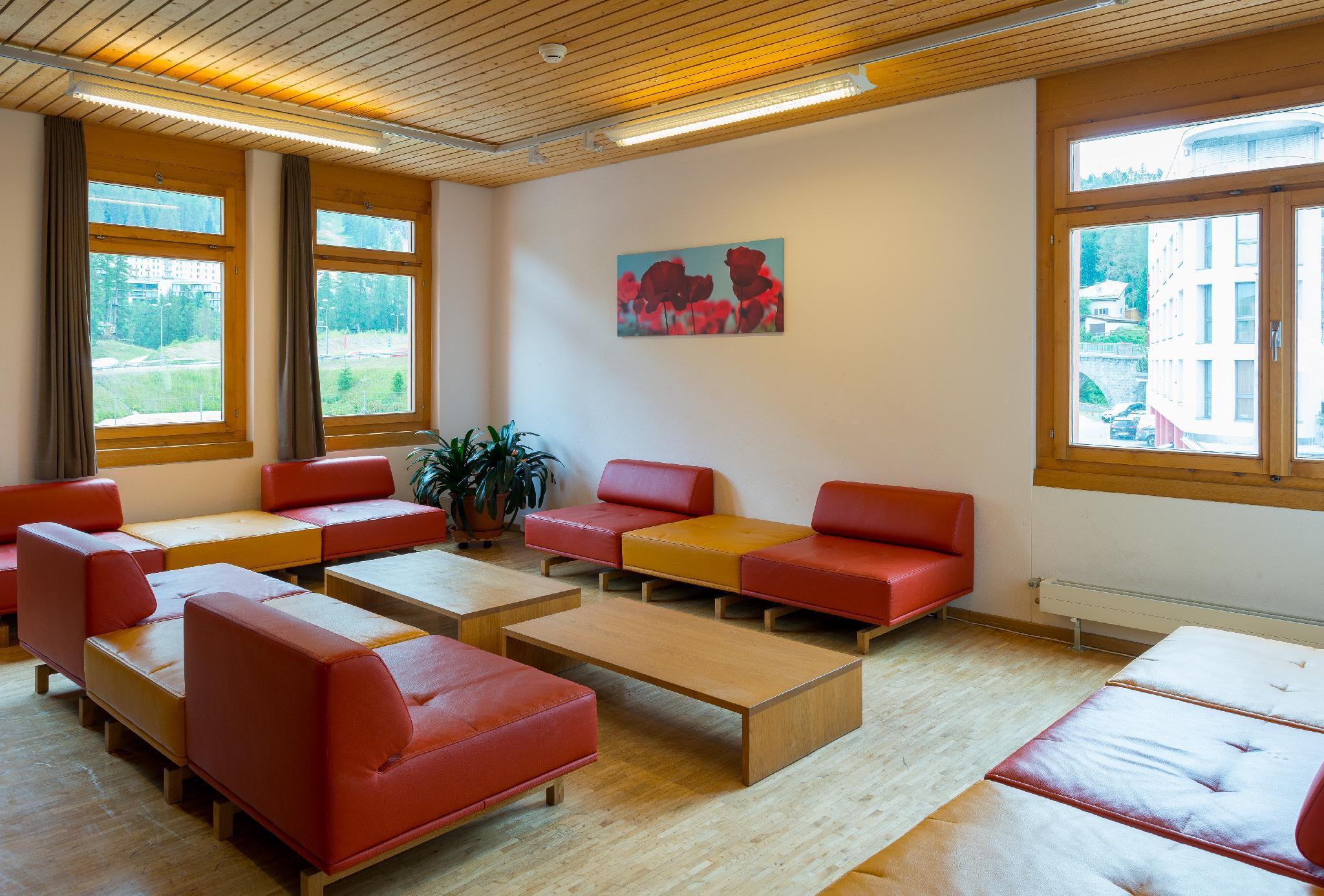 Youth Hostel Pontresina 10/18