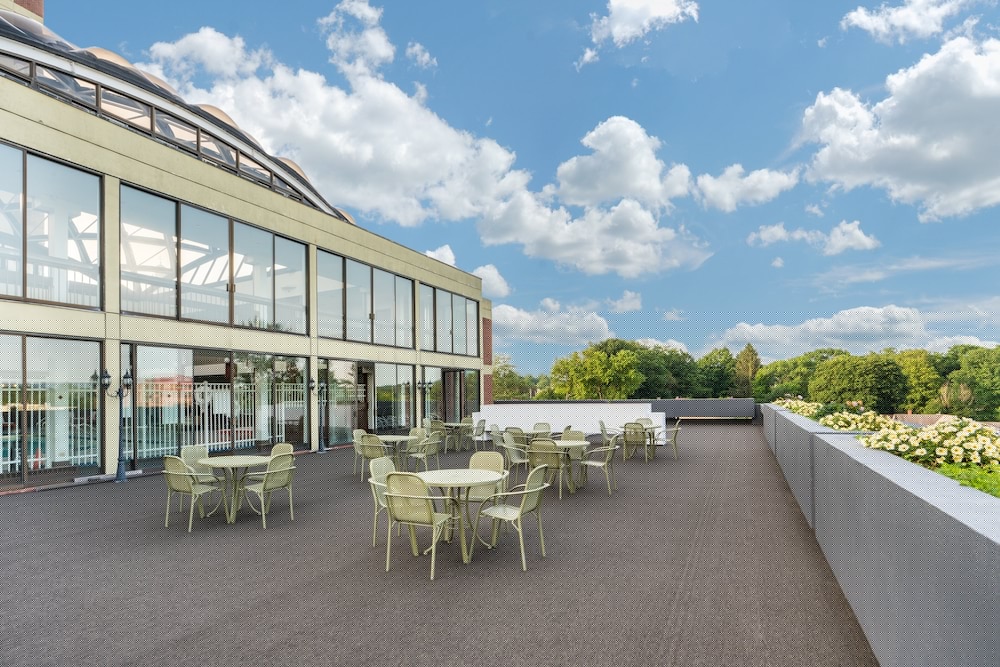 restaurant-cafeteria