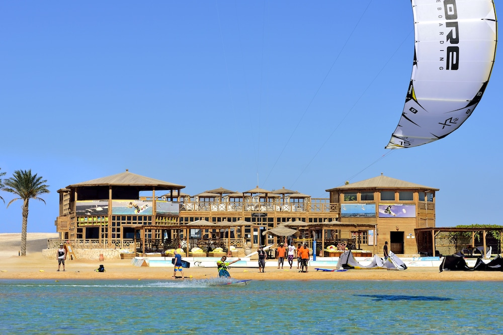 The Breakers Diving and Surfing Lodge 49/62