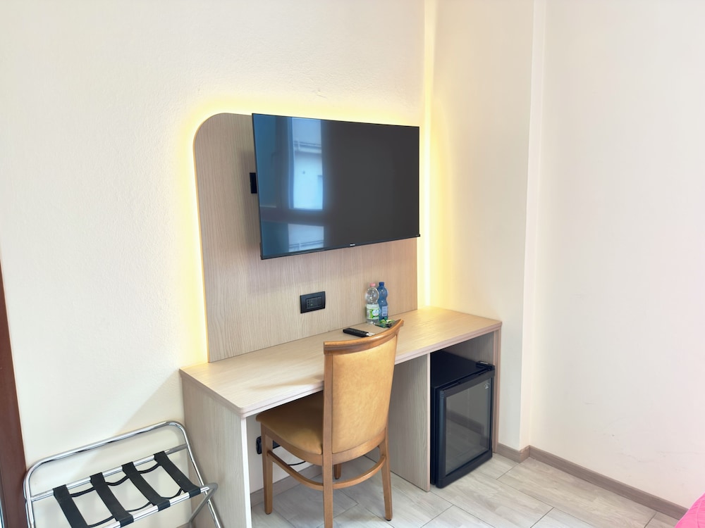 Hotel Molise 2 56/64