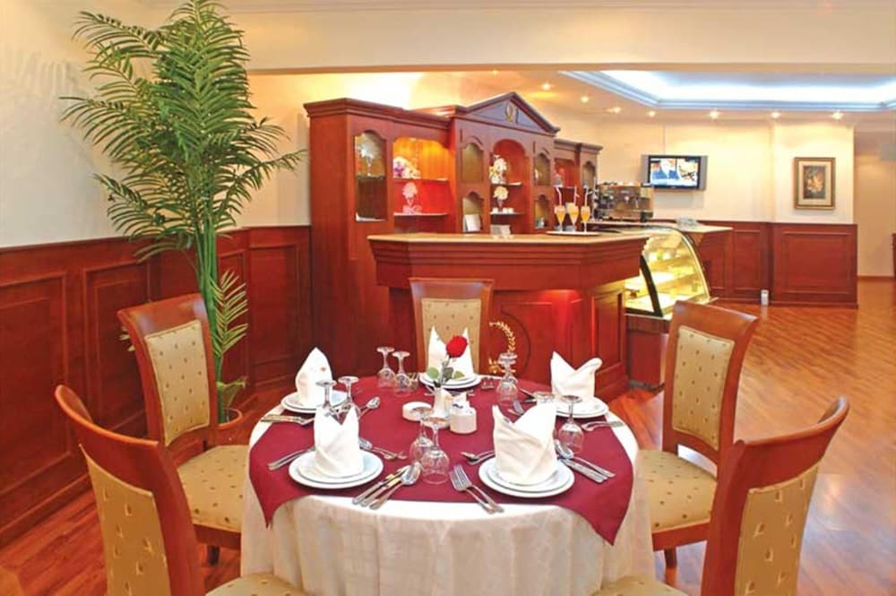فندق الدار البيضاء رويال(Royal Casablanca Hotel Jeddah) 19/26