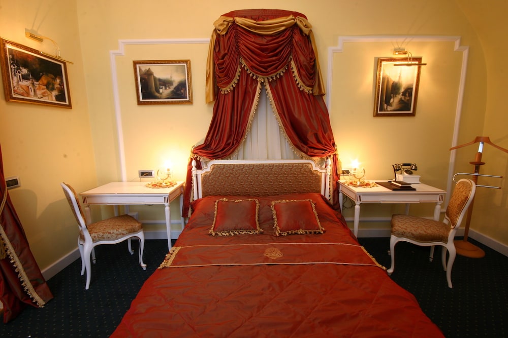 Hotel Leopold I 24/74
