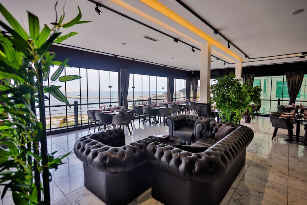 Zamzam Hotel، باكو 32/50