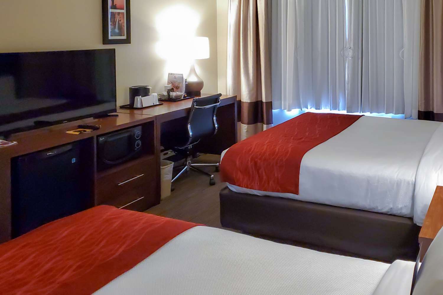 غرفة بسريرين كوين لذوي الإعاقة، Comfort Inn & Suites Tempe Phoenix Sky Harbor Airport 4/4