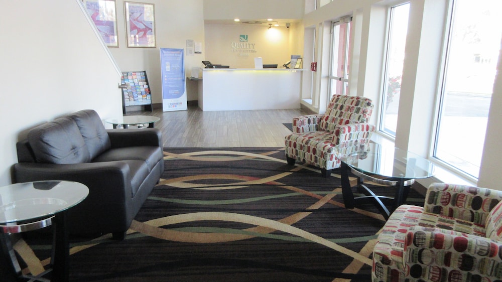 Quality Inn & Suites Fresno Northwest 23/34