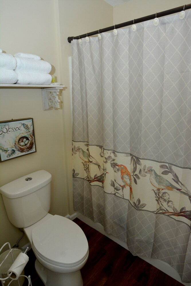 Bradford House Bed & Breakfast 53/54