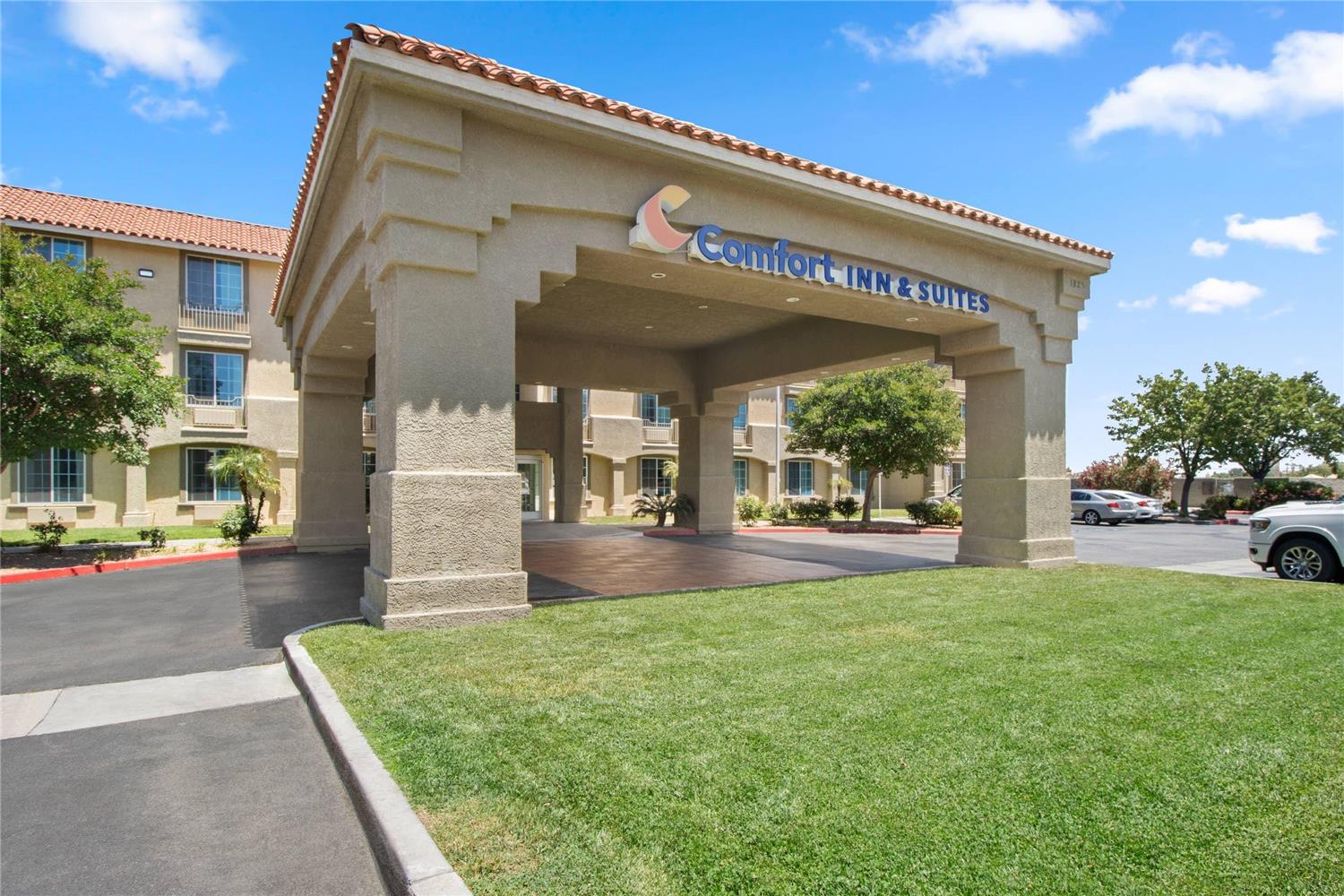 Comfort Inn & Suites Lancaster Antelope Valley 38/40