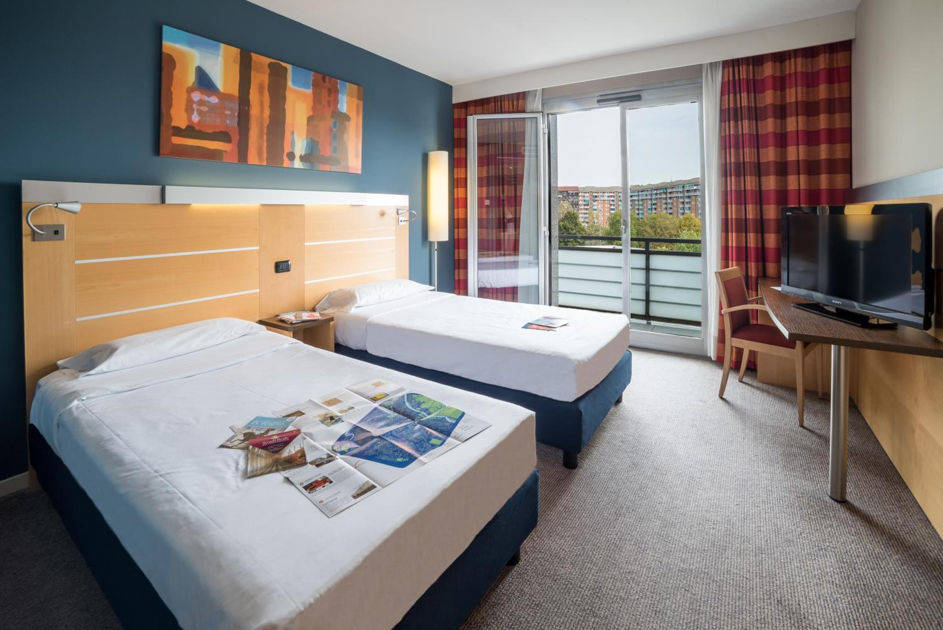 STANDARD, TWIN BEDS