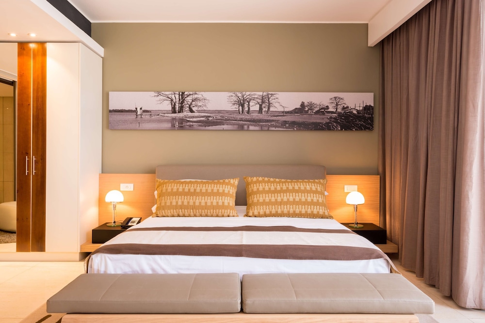 Noom Hotel Dakar Sea Plaza, a member of Radisson Individuals 17/75