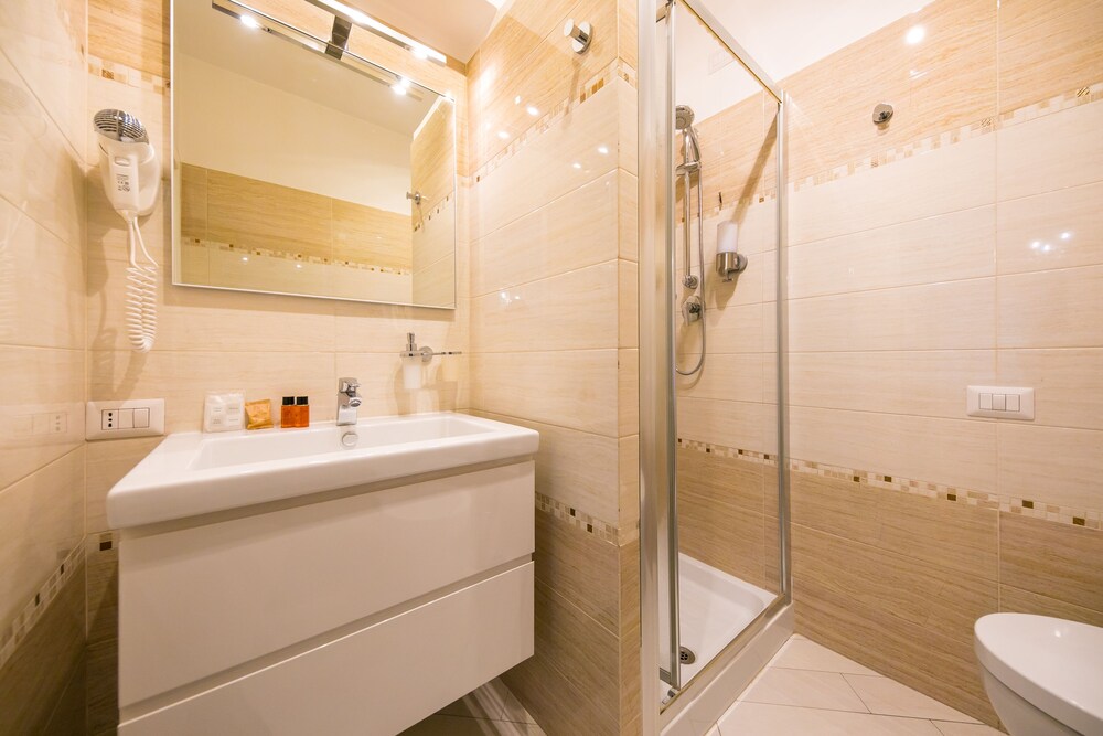 Suites Roma Tiburtina 66/69