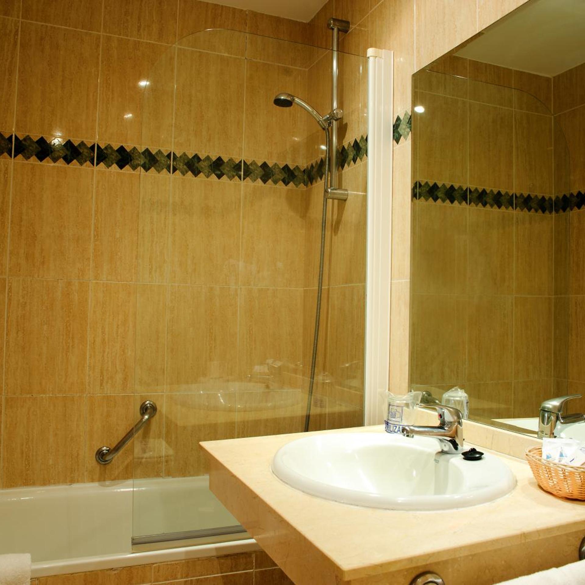 One Bedroom Apartment Side Sea View 3AD، Puerto Azul Marbella 5/9