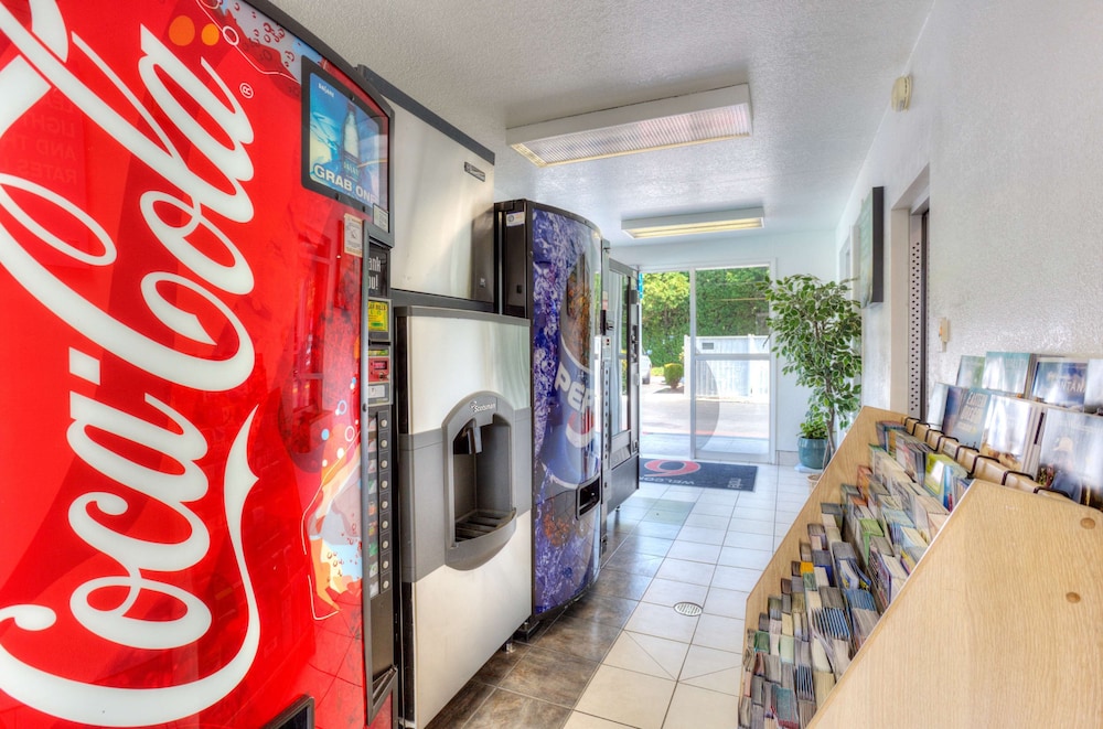 Motel6 Tigard, OR - Portland South - Lake Oswego in LAKE OSWEGO - OR