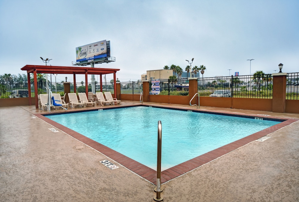 Galveston Inn Suites Hotel 7/55