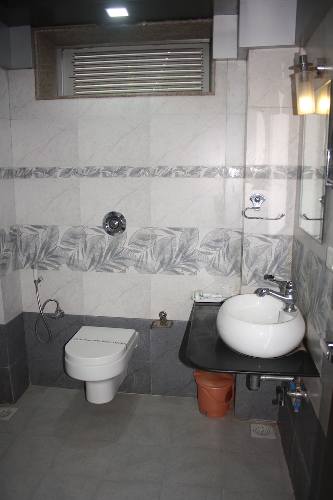 Hotel Dev Residency 40/50