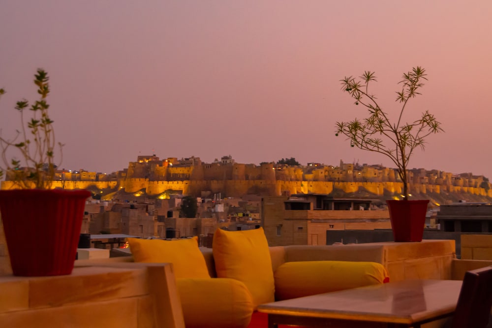 Hotel Pleasant Haveli 30/50
