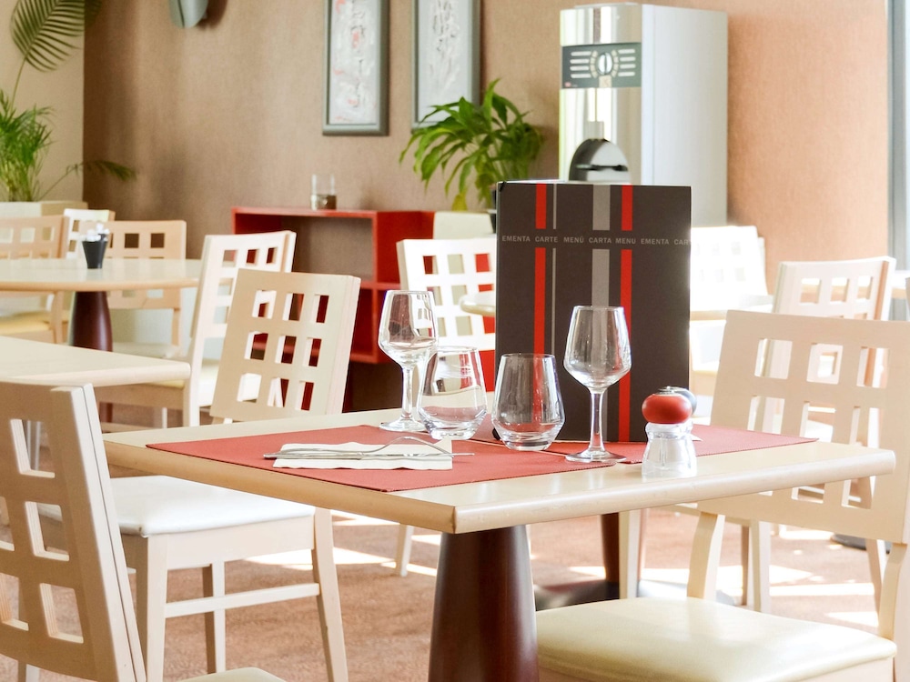 Ibis Nevers 43/63