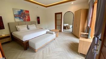 غرفة بـ3 غرف نوم بمسبح خاص، Swiss-Belvillas Umalas 2/3