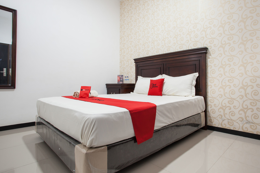RedDoorz near Taman Krida Budaya Malang 19/32
