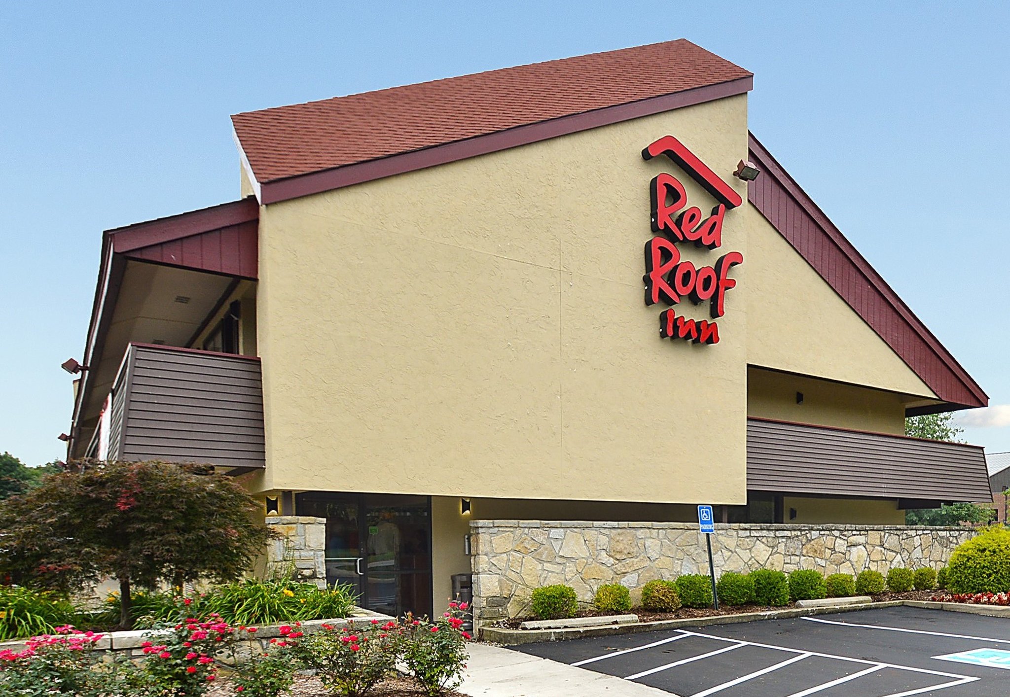 Red Roof Inn Cleveland - Mentor/ Willoughby 4/20