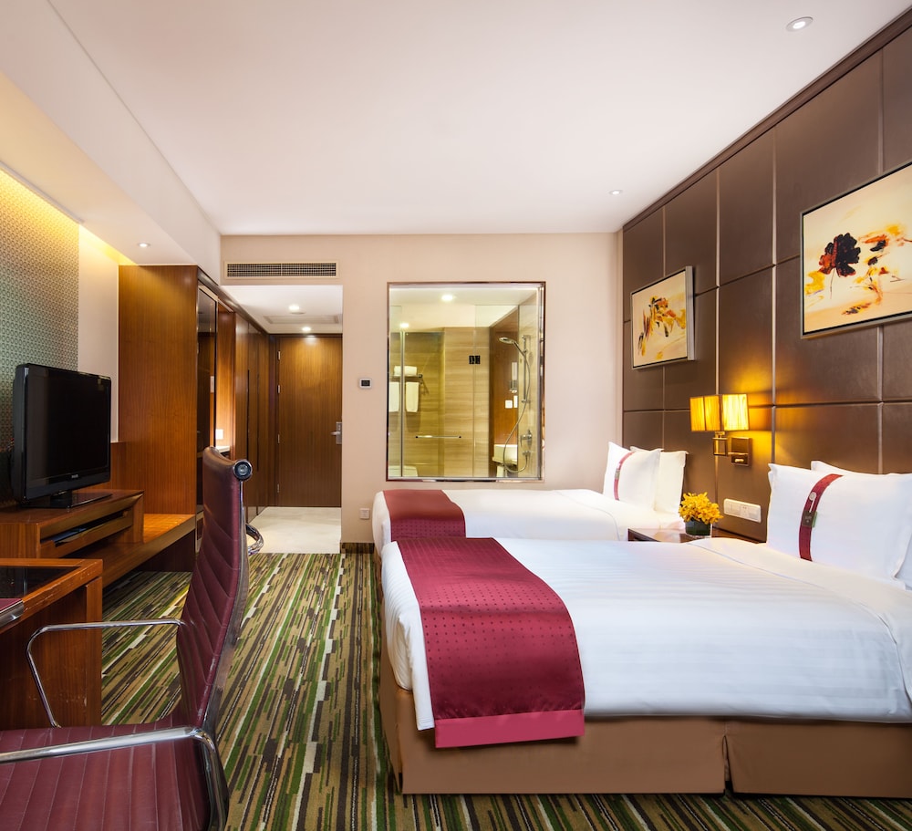 Crowne Plaza Shanghai Jinxiu by IHG 31/74