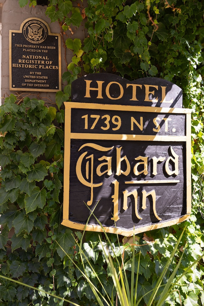 Tabard Inn 11/70