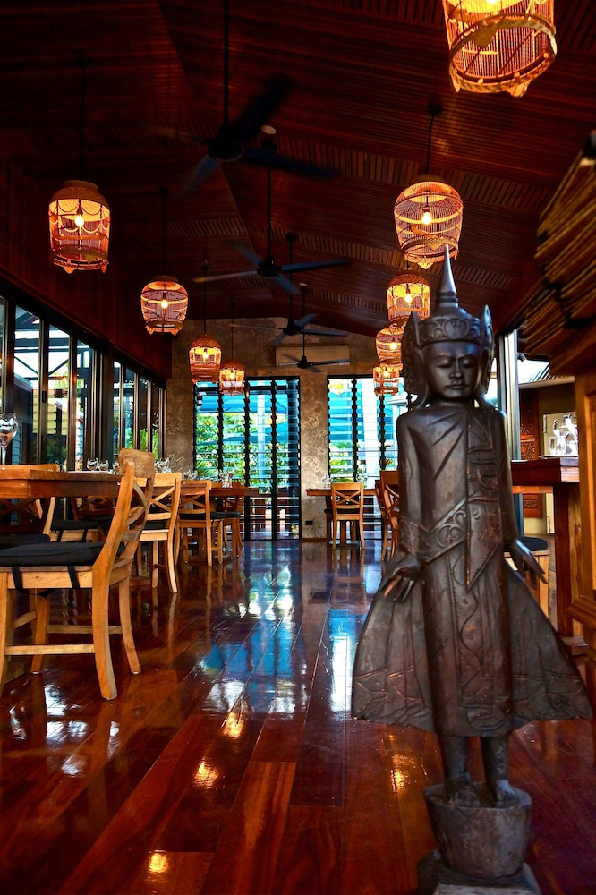 Bali Hai Resort 39/78