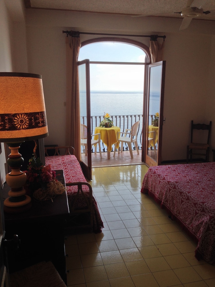 Hotel Carasco 52/71