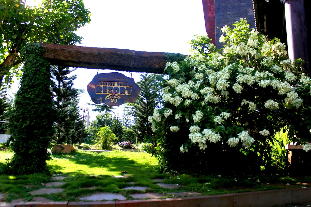 Trung Nguyen Coffee Resort 44/46