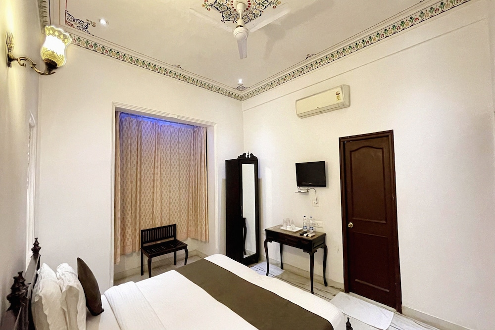 Hotel Boheda Palace 12/37