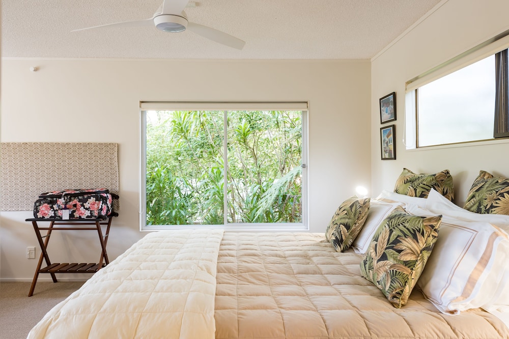 1 Bedroom, Garden, Suite, Apartment, Double Bed, Kitchen