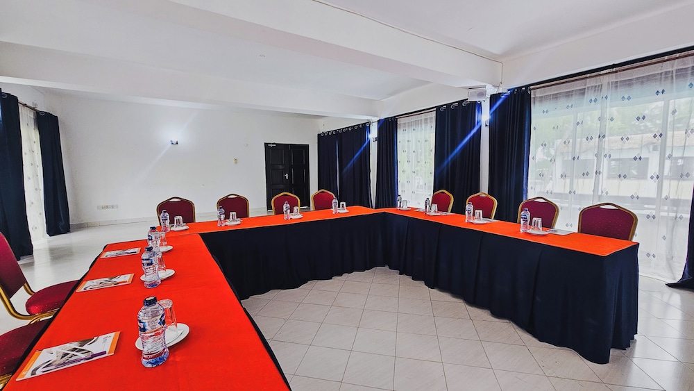 Milele Beach Hotel 14/50
