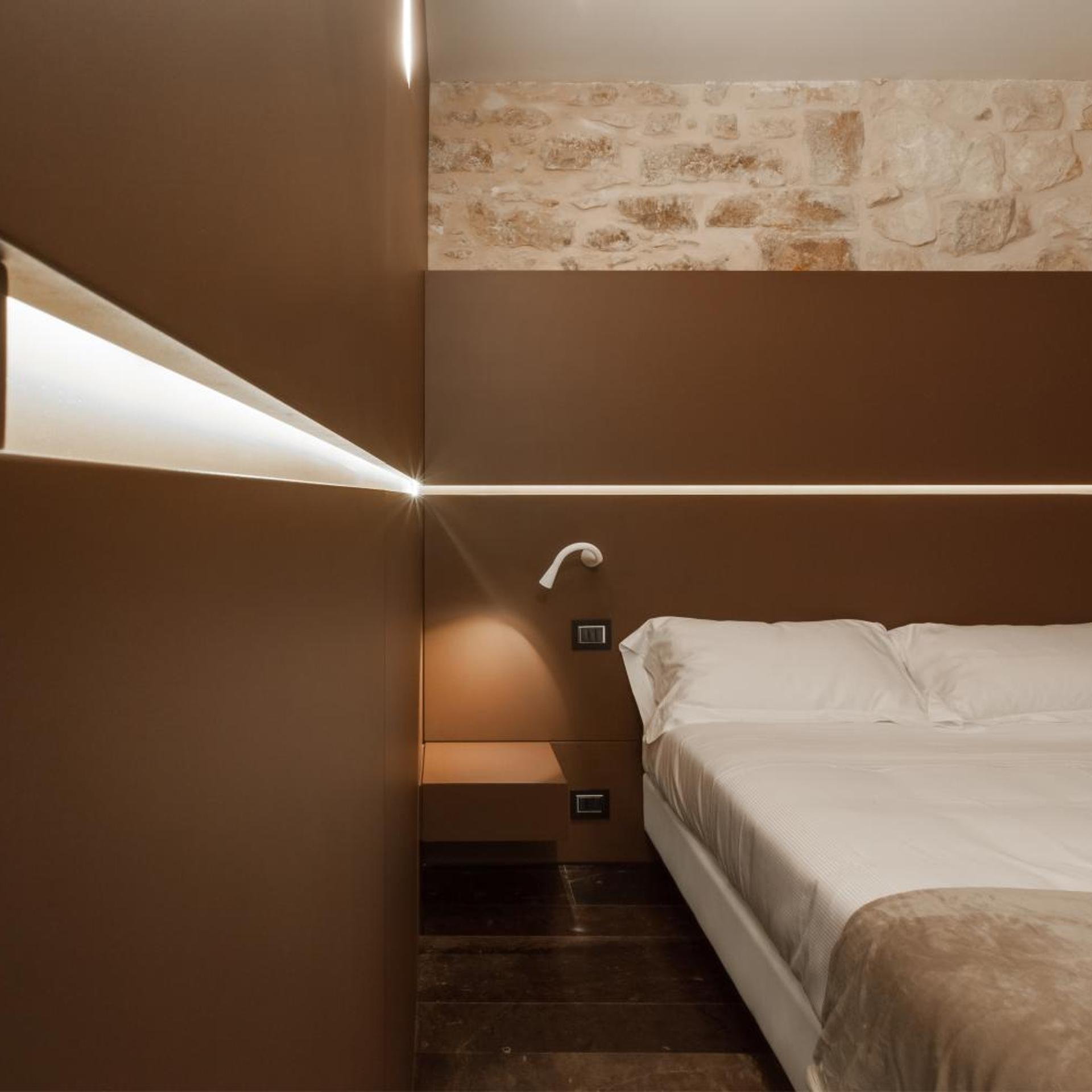 Standard, Double or Twin Bed, Garden View
