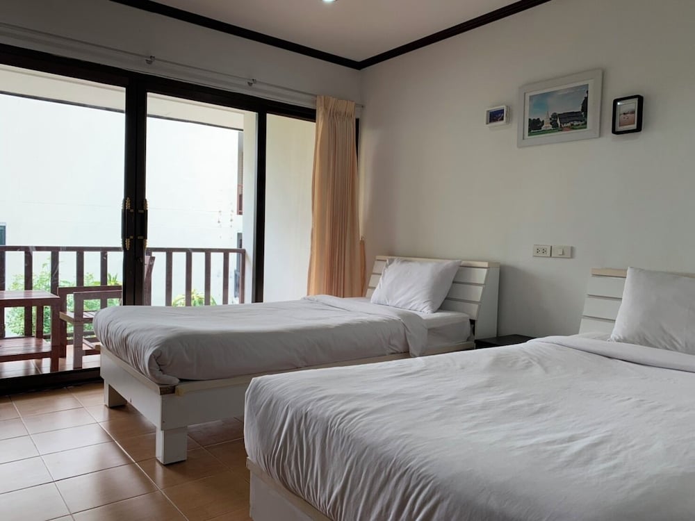 SUPERIOR, TWIN BEDS