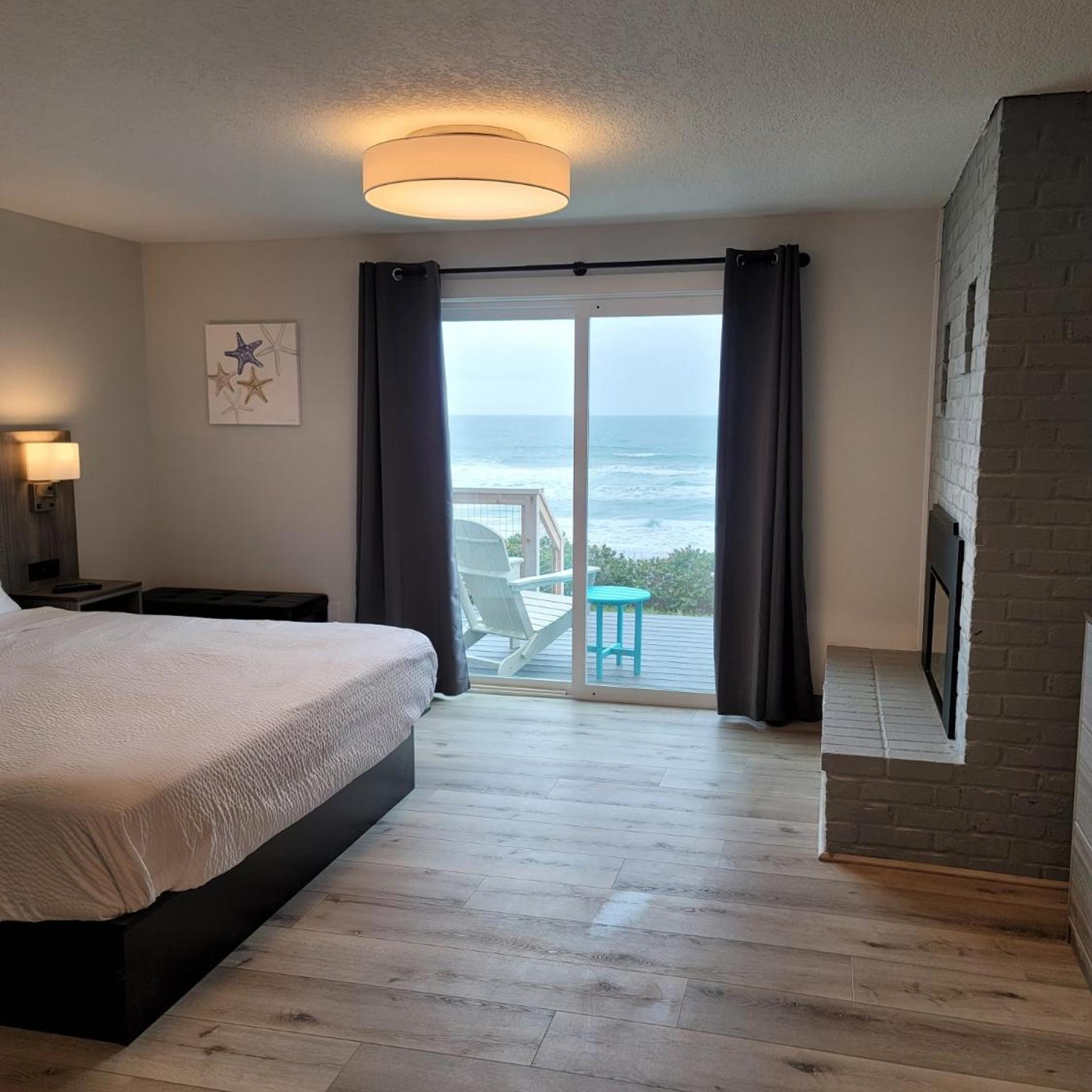 West Beach Suites 10/50