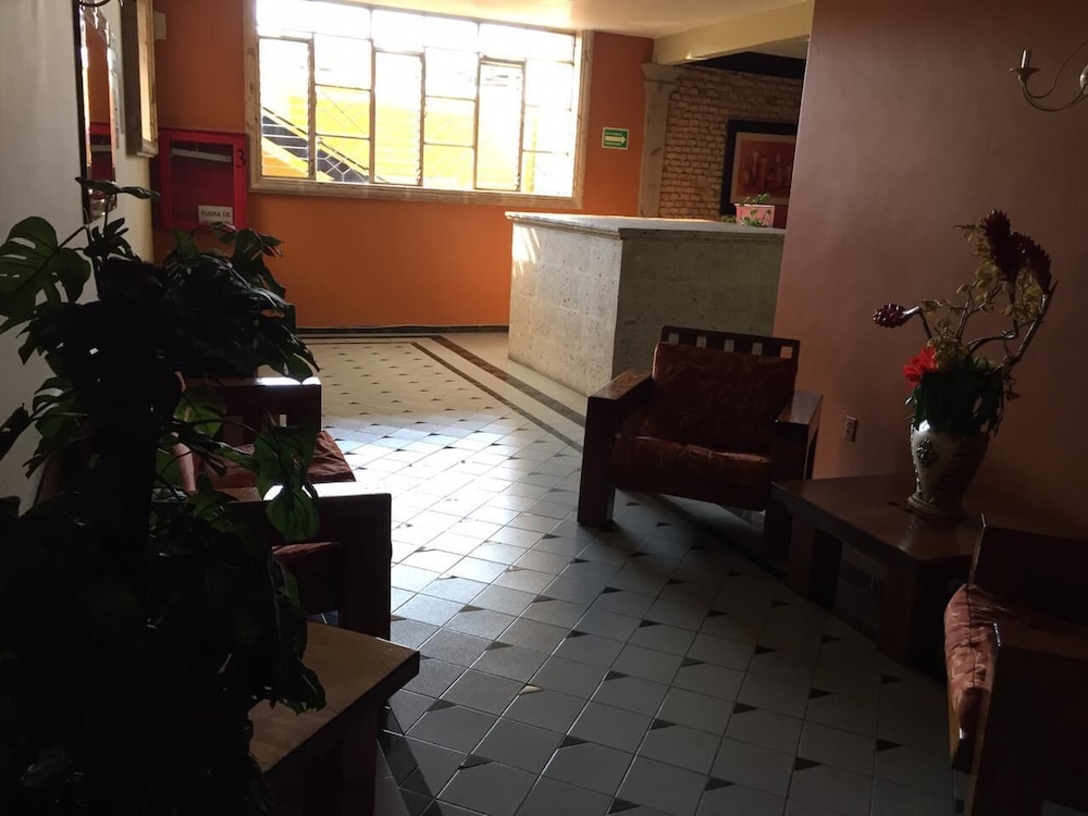 Posada Hidalgo Inn 12/40
